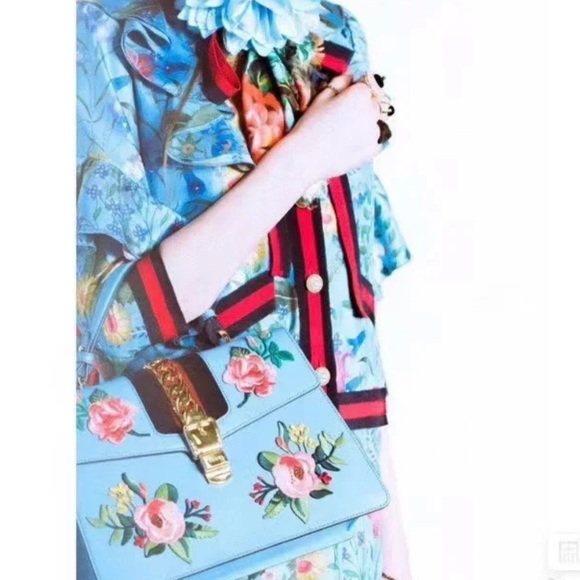 - Authentic Serbia Gucci Limited Edition real leather Bag - Picture 3 of 13